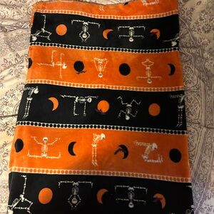 Halloween Skeleton Blanket